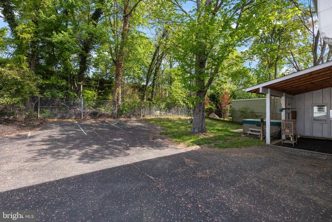 9821 Singleton Dr, House other with 5 bedrooms, 4 bathrooms and null parking in BETHESDA MD | Image 43