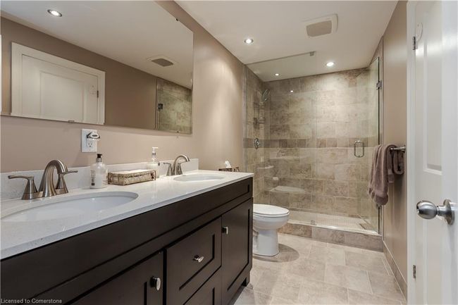 264 Dorchester Dr, House other with 5 bedrooms, 4 bathrooms and 4 parking in Grimsby ON | Image 39