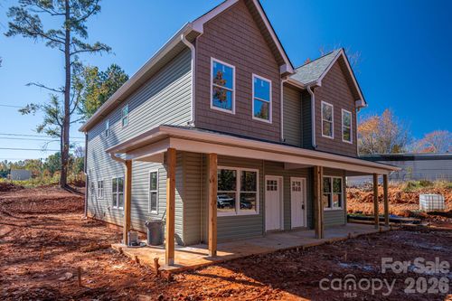 5536 & 5538 Wrenn Drive, Denver, NC, 28037 | Card Image