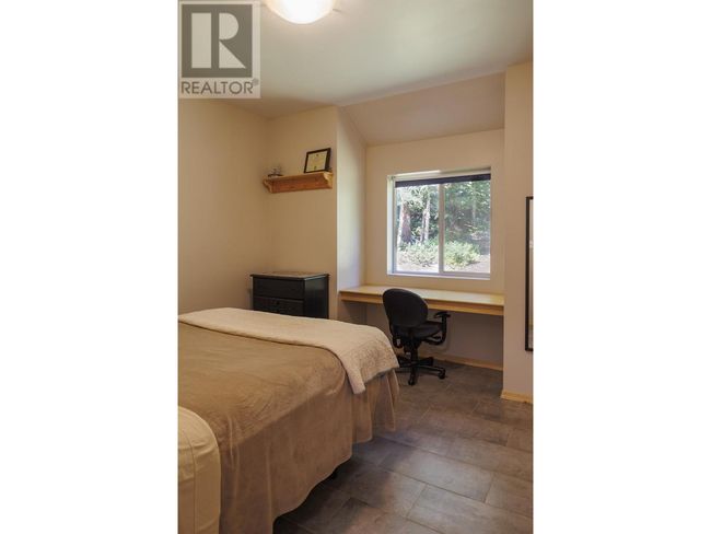 4040 Mountain View Rd, House other with 4 bedrooms, 3 bathrooms and null parking in Mcbride BC | Image 16
