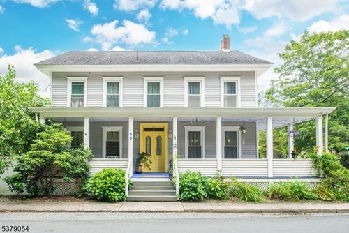 55 Valley St, Columbia, NJ, 07832-2105 | Card Image