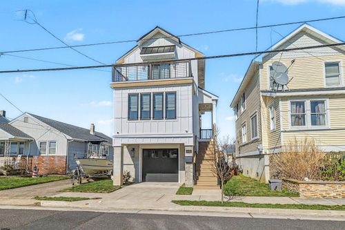 431 N Oxford Ave, Ventnor City, NJ, 08406-1542 | Card Image