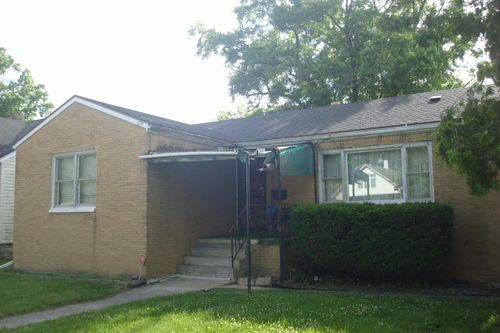 2740 Elkhart St, Lake Station, IN, 46405-1527 | Card Image