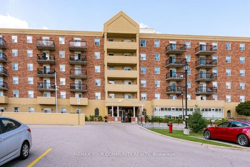 206-7373 Martin Grove Rd, Woodbridge, ON, L4L9K1 | Card Image