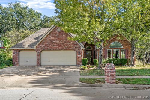 4201 Detroit St, Broken Arrow, OK, 74012-8620 | Card Image