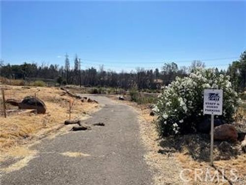 5538 Skyway, Paradise, CA, 95969 | Card Image