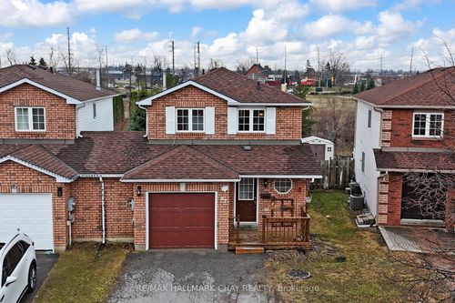 87 Wessenger Dr, Barrie, ON, L4N8P8 | Card Image