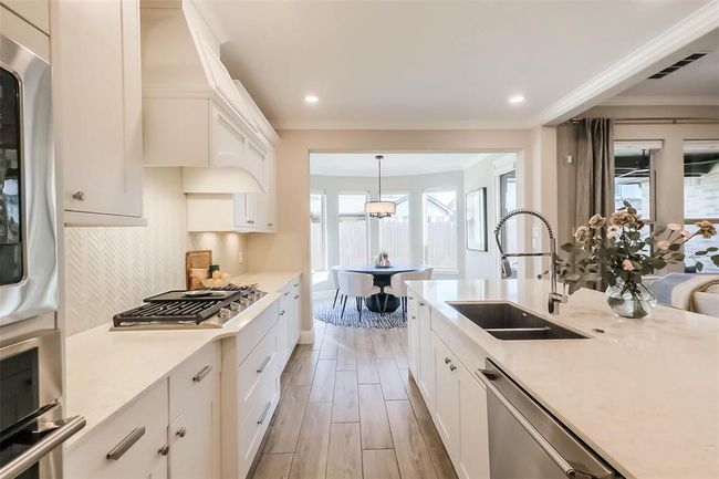 This home shows like a model home! | Image 13
