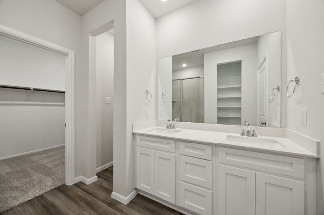 523 Lane St, House other with 4 bedrooms, 4 bathrooms and null parking in Dallas TX | Image 15