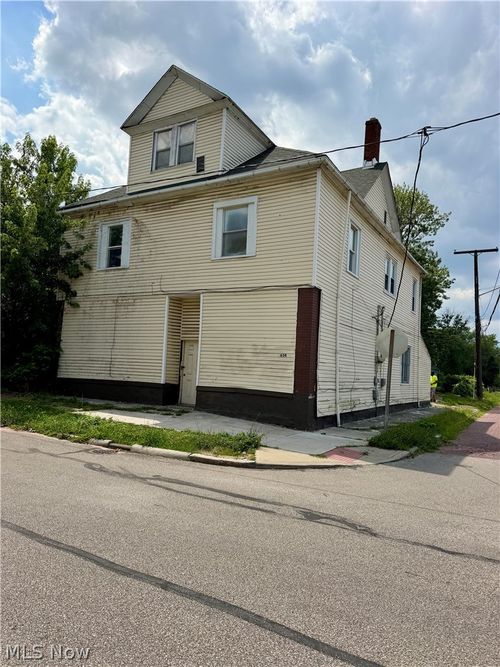 2-3654 E 53rd St, Cleveland, OH, 44105-7506 | Card Image