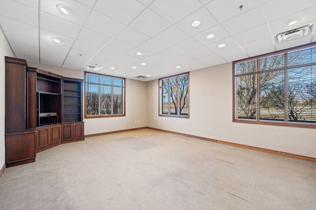 2032 E Square Lake, Suite 100 Road, Home with 0 bedrooms, 0 bathrooms and null parking in Troy MI | Image 17