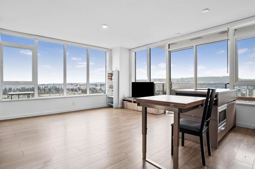 2602-10448 University Drive, Surrey, BC, V3T0S7 | Card Image