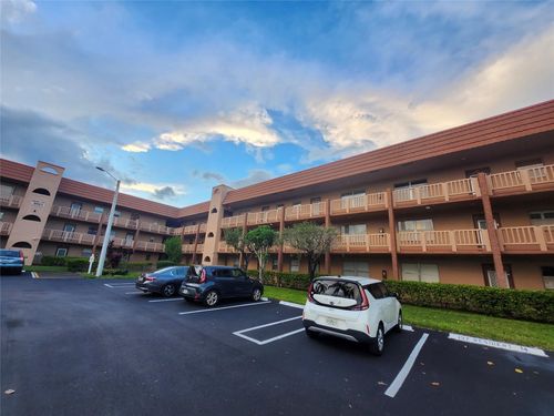 302-9661 Sunrise Lakes Blvd, Sunrise, FL, 33322-1189 | Card Image