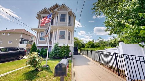 602 Seaview Ave, Staten Island, NY, 10305-3406 | Card Image