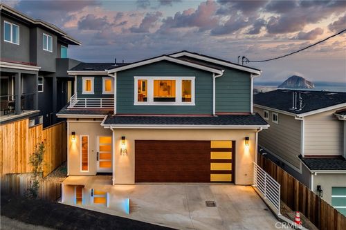 536 Blanca St, Morro Bay, CA, 93442 | Card Image