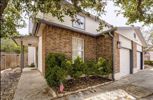 6073 Bantry Bay, San Antonio, TX, 78240-5718 | Card Image