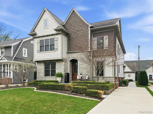 556 Ridgedale Ave, Birmingham, MI, 48009-5763 | Card Image