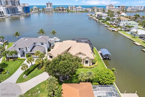 431 Palm Ct, NAPLES, FL, 34108-2360 | Card Image