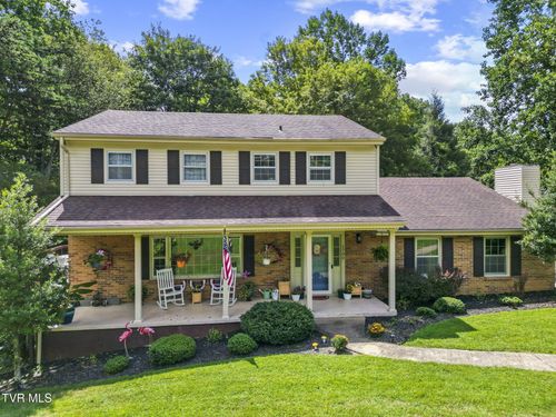 1700 Brentwood Dr, Greeneville, TN, 37743-6615 | Card Image