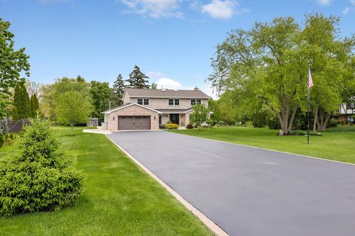 7 Sorrel, Lemont, IL, 60439-9735 | Card Image