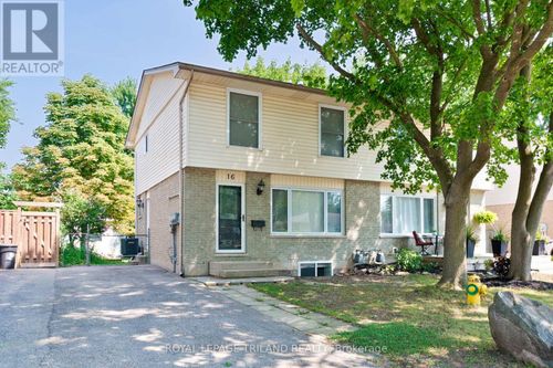 lower-16 Inverary Rd, London, ON, N6G3L6 | Card Image