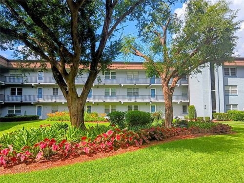 312c-333 Lake Howard Dr Nw, WINTER HAVEN, FL, 33880-2314 | Card Image