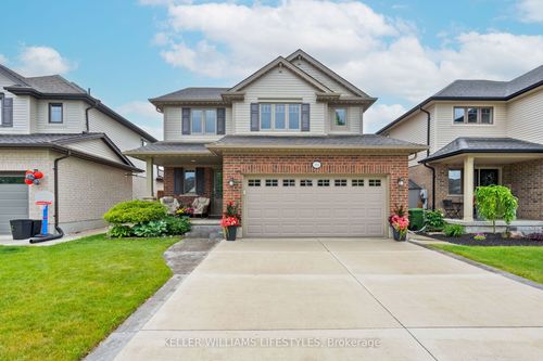 {{alt}} | Card Image