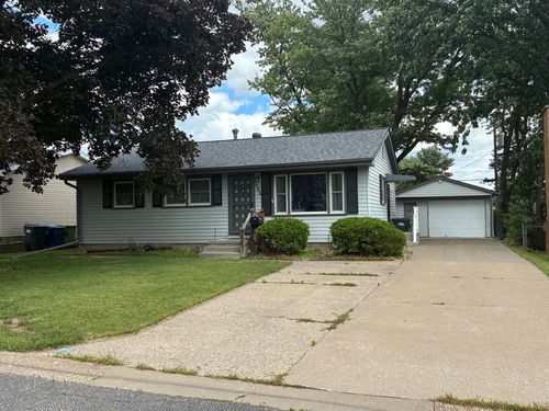 721 Highview Dr, Clinton, IA, 52732-4840 | Card Image