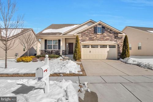 27 Ravenna Dr, WEST BERLIN, NJ, 08091-2729 | Card Image