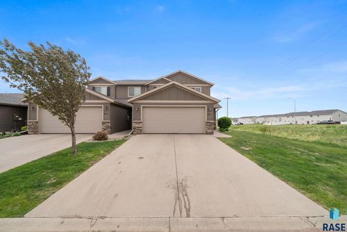 6012 S Plainside Pl, Sioux Falls, SD, 57108-3368 | Card Image