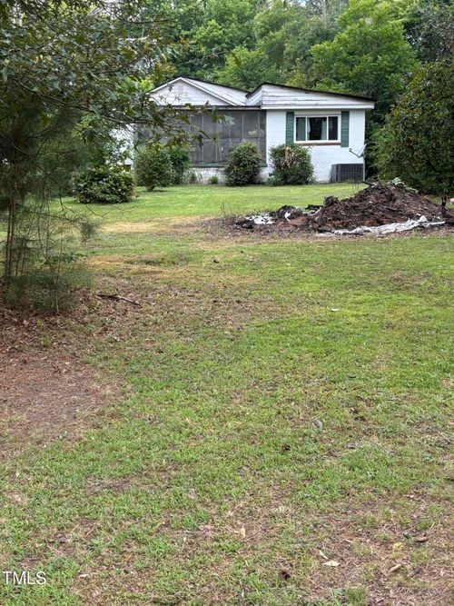 652 Old Sanford Rd, Moncure, NC, 27559-9486 | Card Image