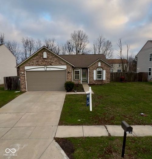 11110 Dura Dr, Indianapolis, IN, 46229-1976 | Card Image