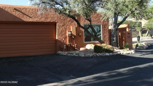 815 E Placita Leslie, Tucson, AZ, 85718-1960 | Card Image