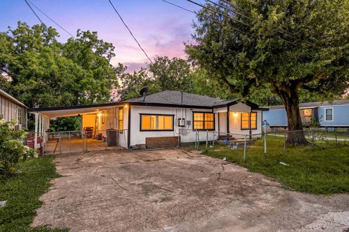 211 Arcadian Dr, Crosby, TX, 77532-8724 | Card Image