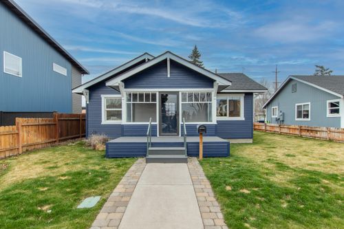 721 Sw 10th St, Redmond, OR, 97756-2732 | Card Image