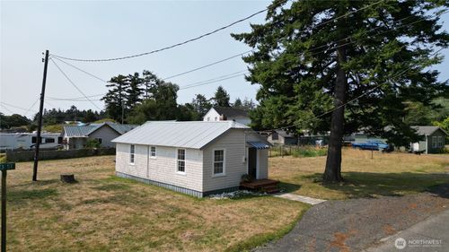 3118 273rd St, Ocean Park, WA, 98640-4470 | Card Image