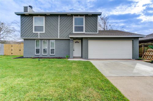 7411 Trabajo Dr, Houston, TX, 77083-3735 | Card Image