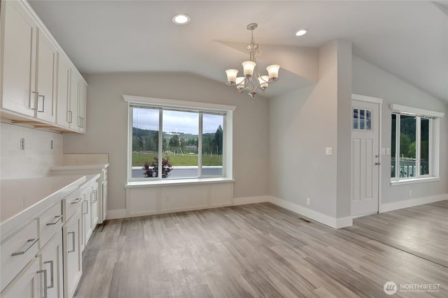 **Photos of another home but the same | Image 11