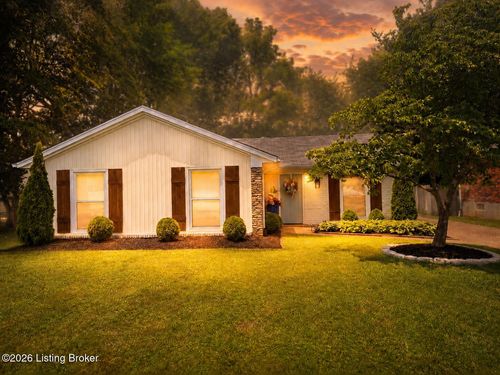 8402 Daverman Dr, Louisville, KY, 40228-2348 | Card Image