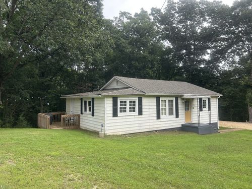 273 E Lake St, Camden, TN, 38320-1543 | Card Image