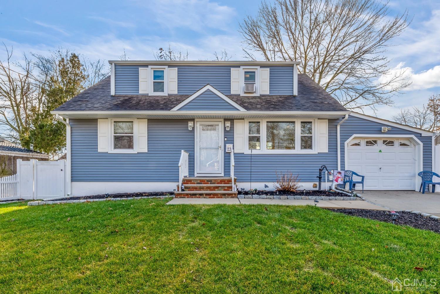 23 Hilliard Road, Inactive in Old Bridge Zoocasa