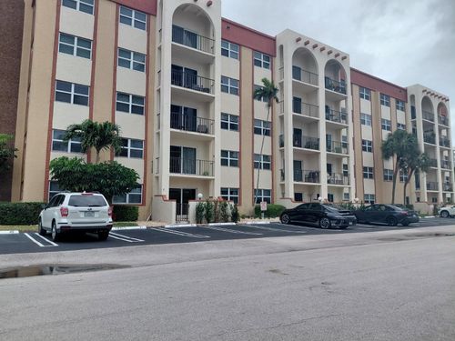 apt-401-400 N Riverside Dr, Pompano Beach, FL, 33062-5049 | Card Image