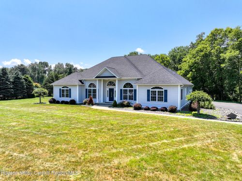14 Regan Way, Germantown, NY, 12526-5528 | Card Image