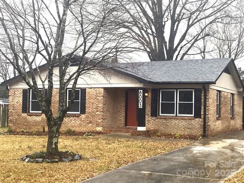 8003 Hemby Wood Dr, Indian Trail, NC, 28079-8643 | Card Image