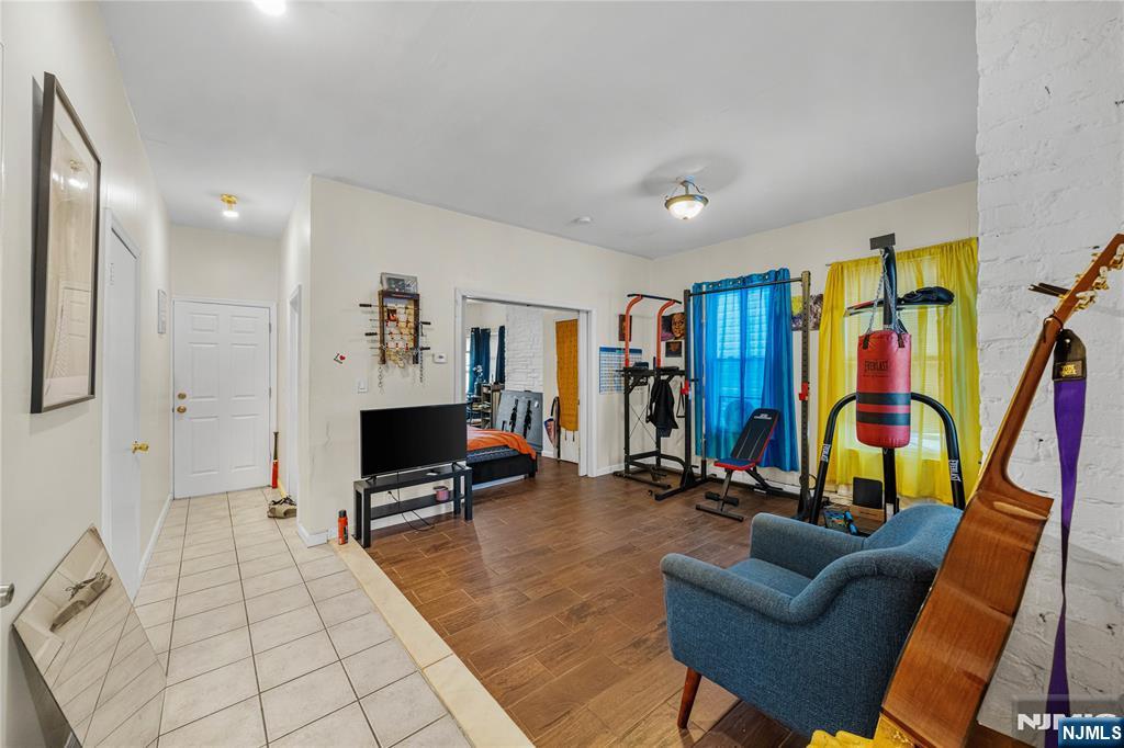 Residential Income in Newark 5