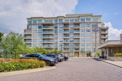 307-15 Stollery Pond Cres, Markham, ON, L6C0Y4 | Card Image