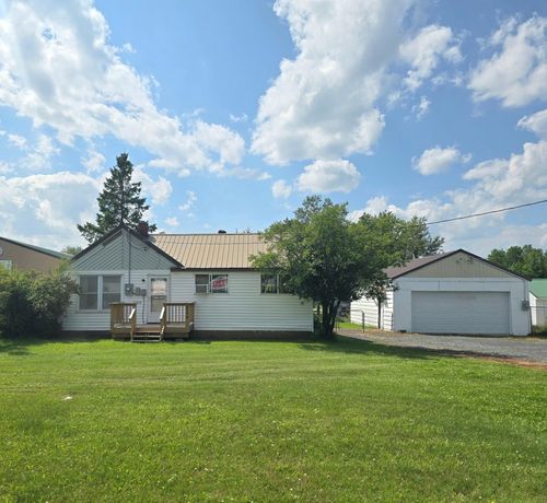 2108 2nd Ave W, International Falls, MN, 56649 | Card Image