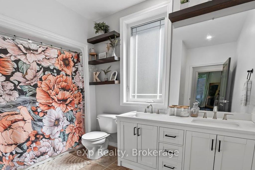 Residential in Morris Turnberry 5