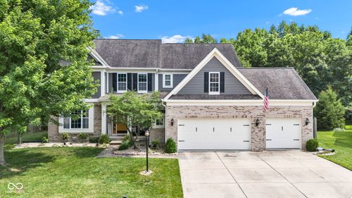 5961 Pine Bluff Dr, Avon, IN, 46123-6681 | Card Image