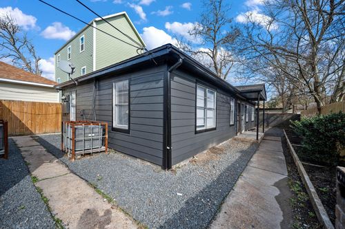 3425 Nettleton St, Houston, TX, 77004-3569 | Card Image